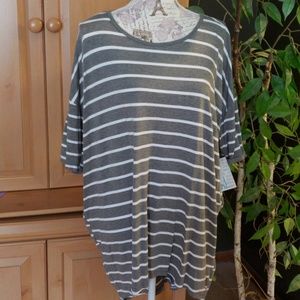 Lularoe Irma Xl gray and white